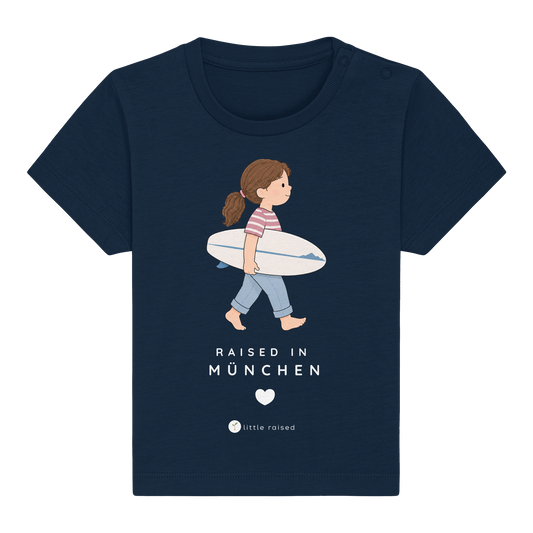 Baby-T-Shirt aus Bio-Baumwolle: Raised in München (Citygirl)