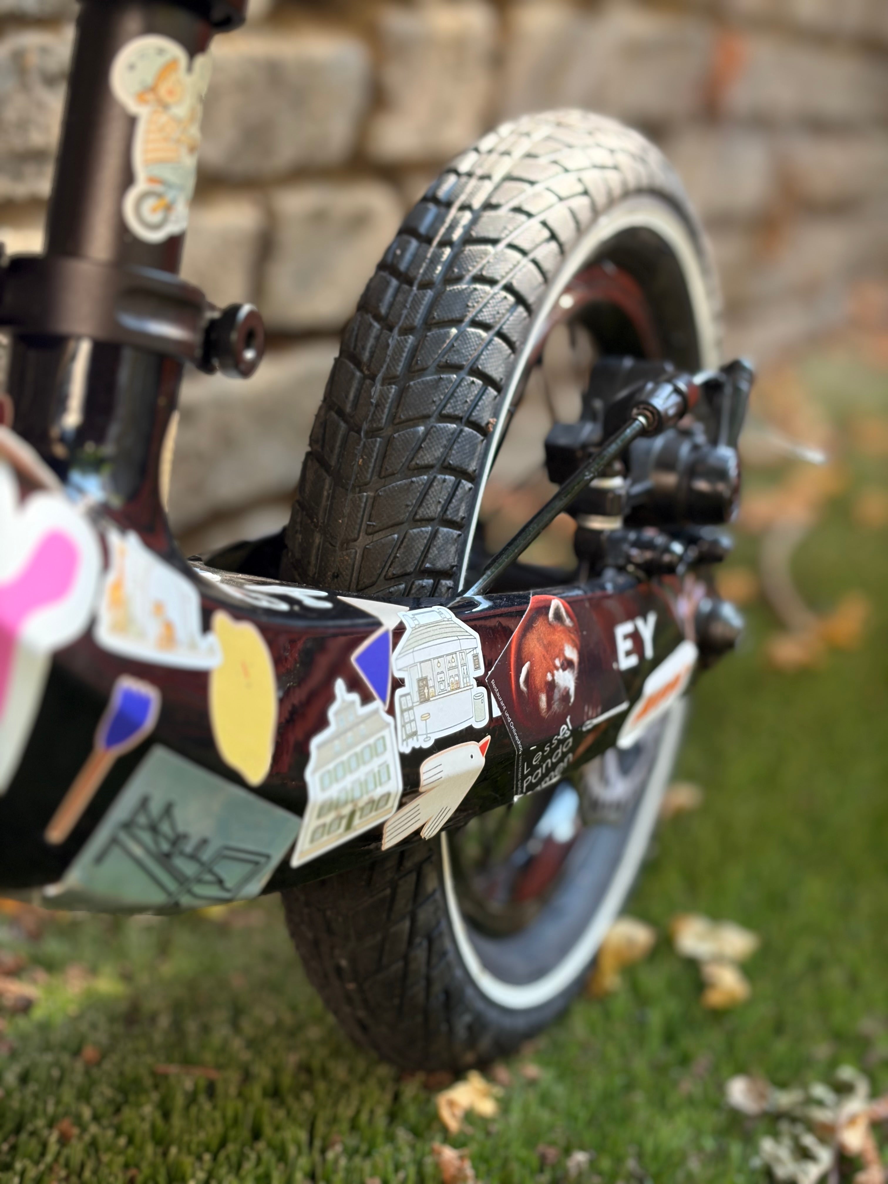 Frankfurt Sticker Set – 78 ablösbare Sticker für kleine Stadtentdecker