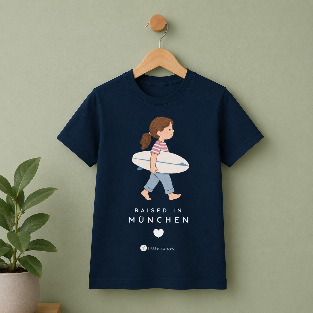 Kinder-T-Shirt aus Bio-Baumwolle: Raised in München (Citygirl)